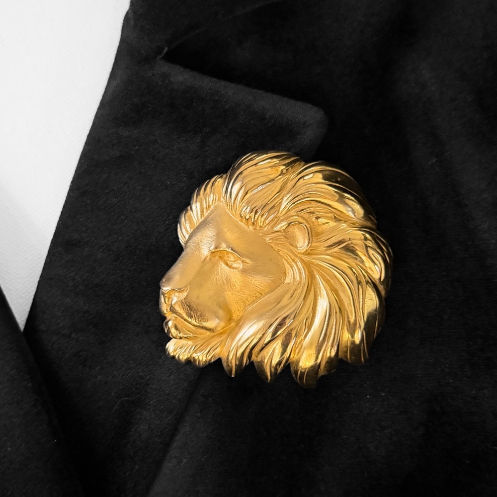 Doreen Ryan Signed Gold Tone Lion Head Brooch Pin DR 93 Vintage Figural Couture